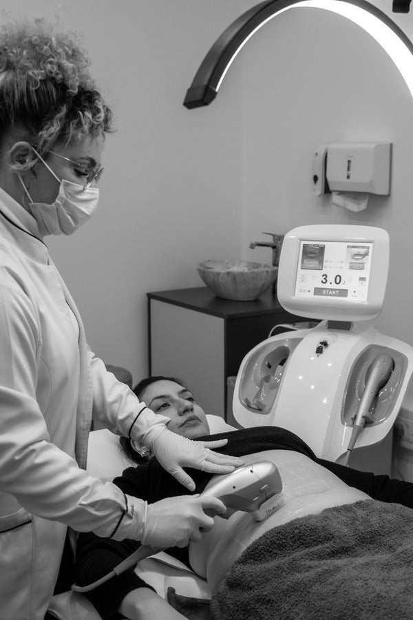 Ultraformer Abdomen & Flanks - Body Contouring - MovMore Clinic
