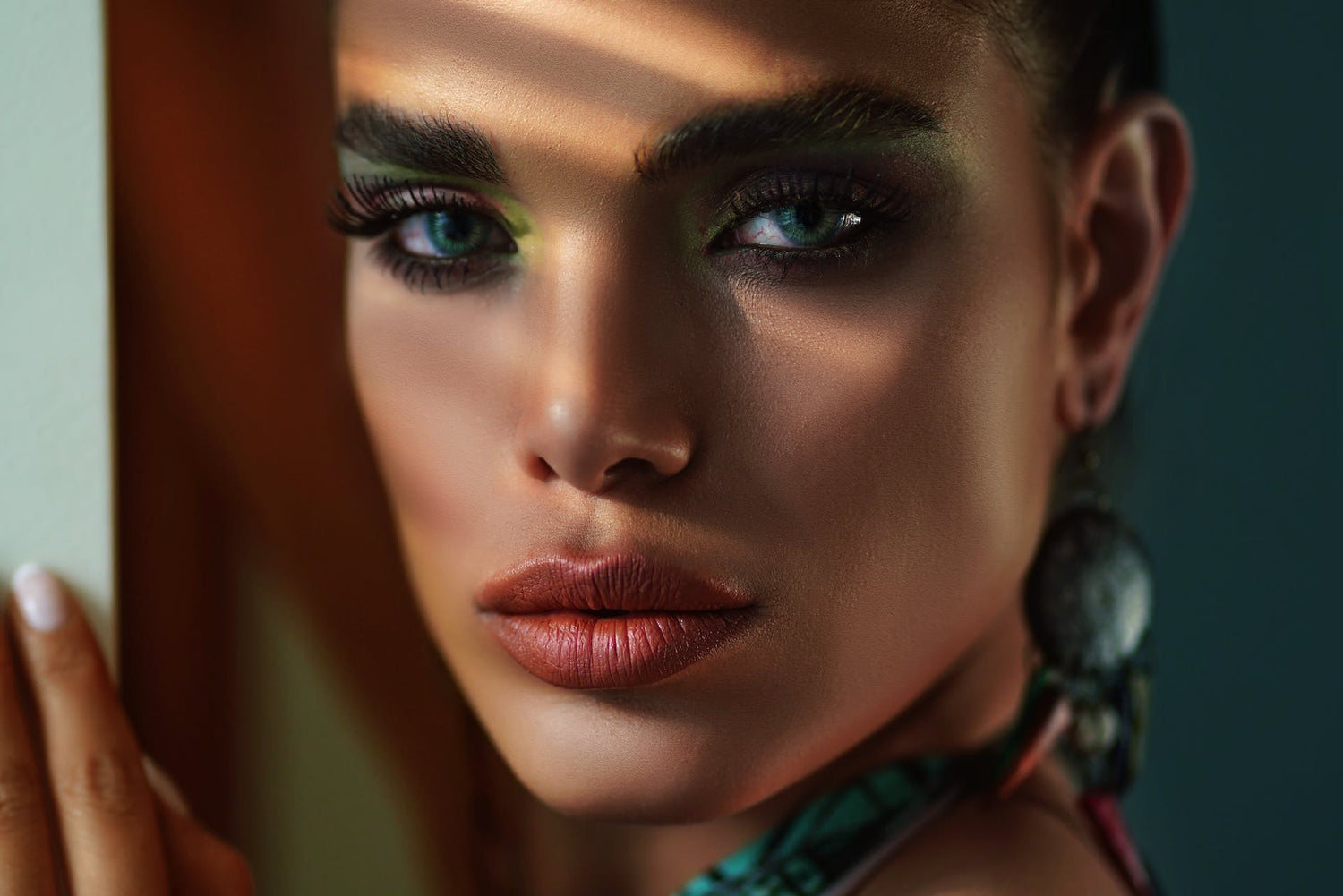 A Guide To Natural Lip Fillers - MovMore Clinic